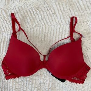 Bra NWT